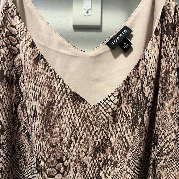 Torrid swing cami snakeskin size 3 - Picture 3 of 3